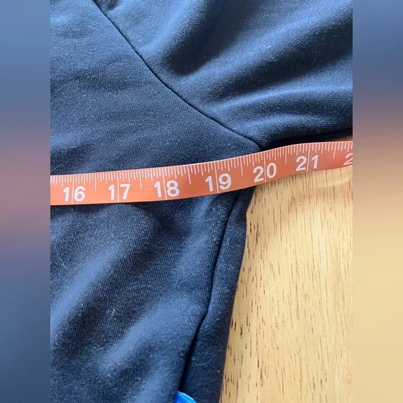 Adidas Women's Cropped Hoodie Size Small Black White Firebird Long Sleeve - Picture 7 of 8